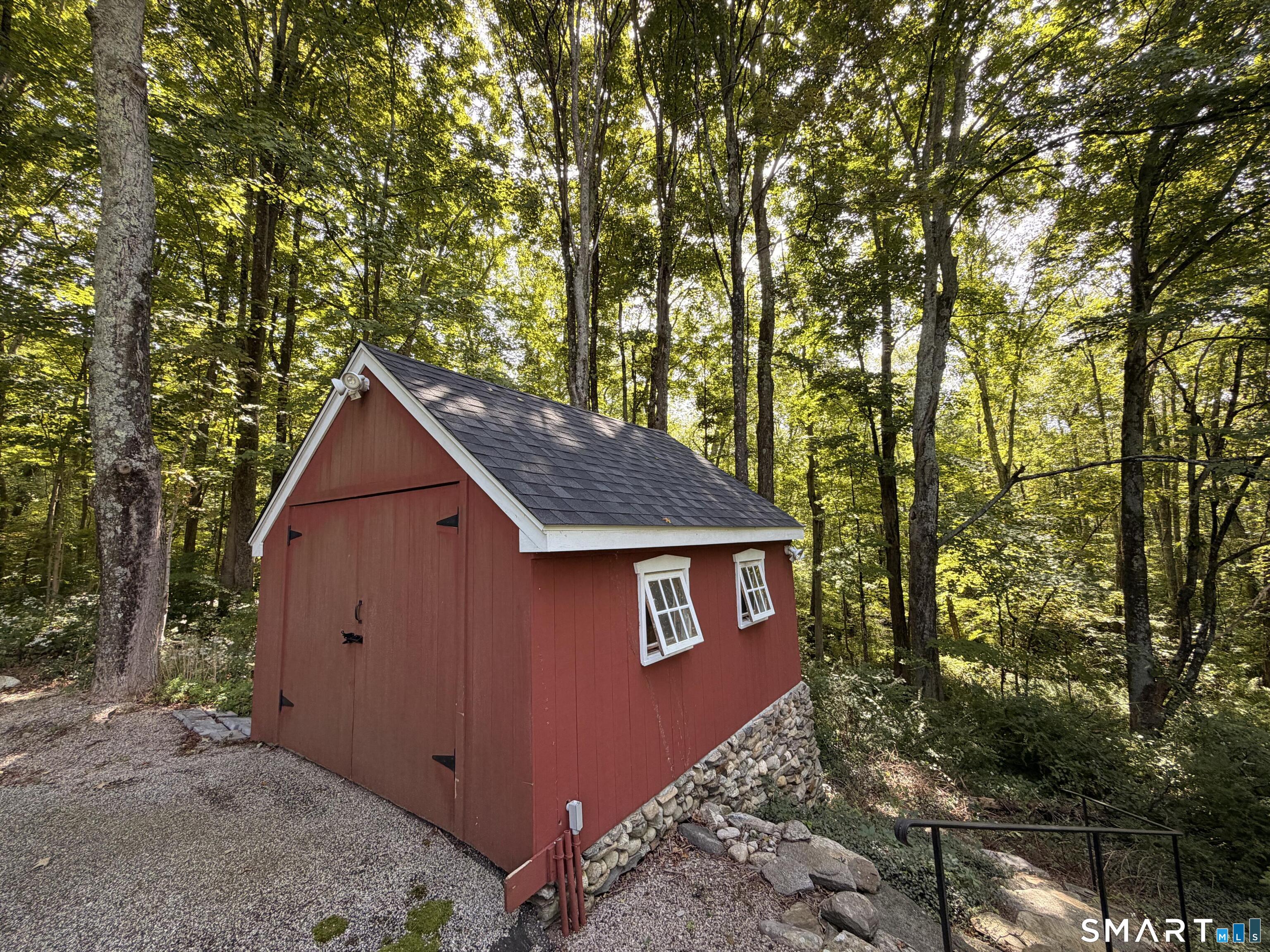 106 Sherwood Road Easton CT 06612