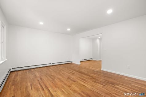 2 Oakwood Drive New Fairfield CT 06812