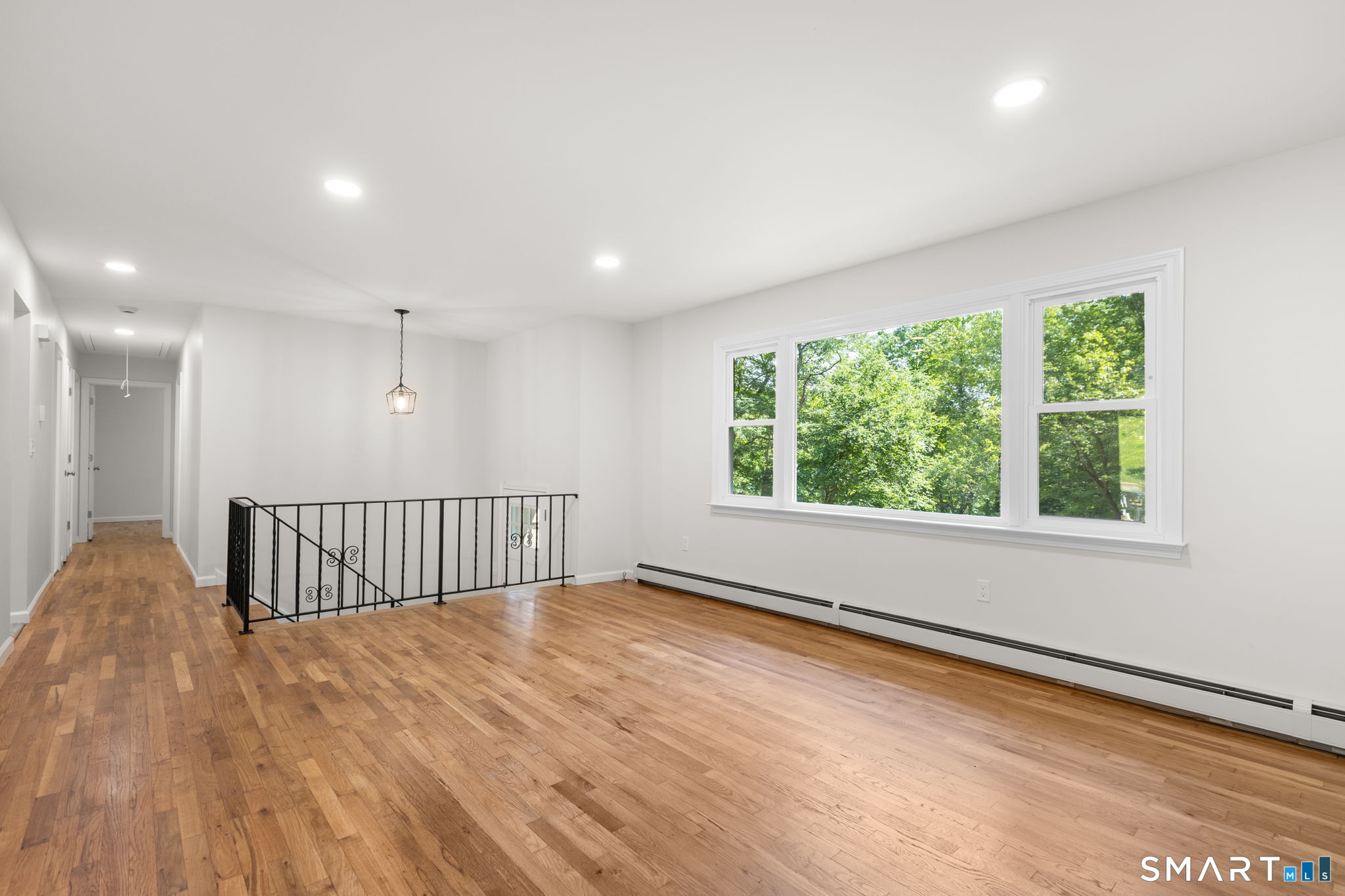 2 Oakwood Drive New Fairfield CT 06812