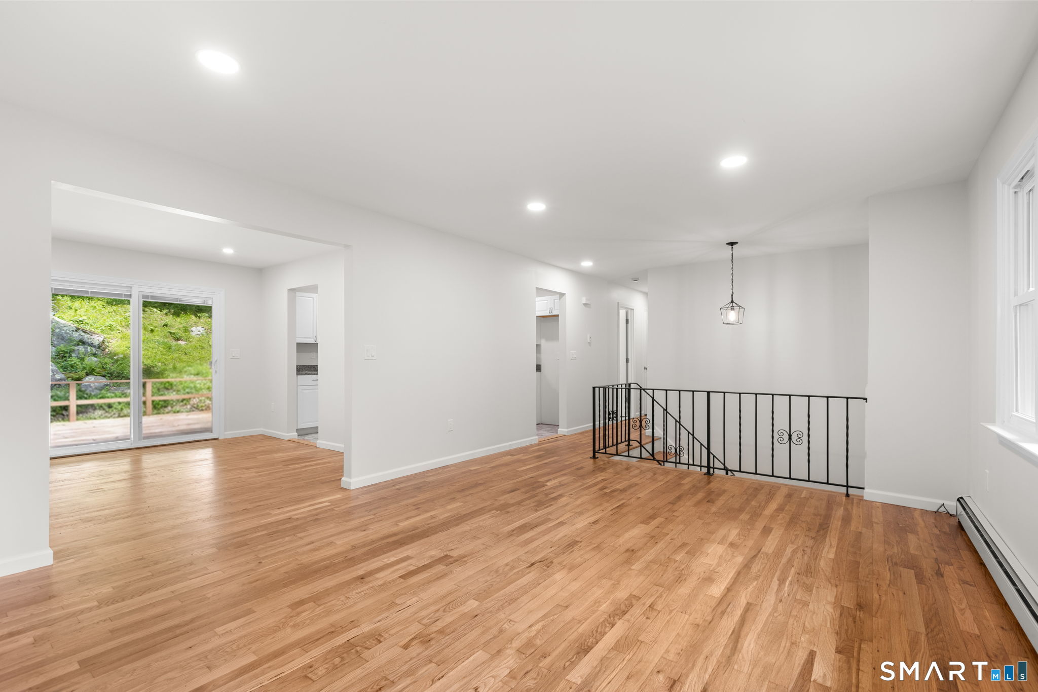 2 Oakwood Drive New Fairfield CT 06812