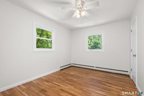 2 Oakwood Drive New Fairfield CT 06812