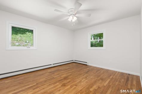 2 Oakwood Drive New Fairfield CT 06812
