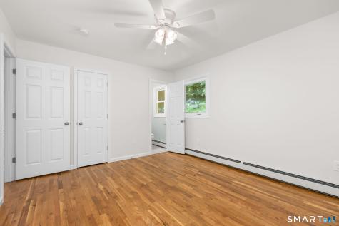2 Oakwood Drive New Fairfield CT 06812
