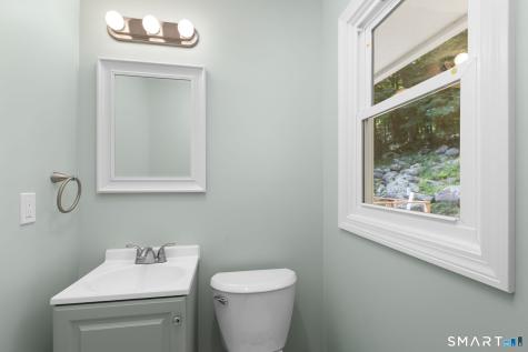 2 Oakwood Drive New Fairfield CT 06812