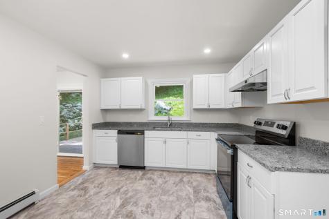 2 Oakwood Drive New Fairfield CT 06812