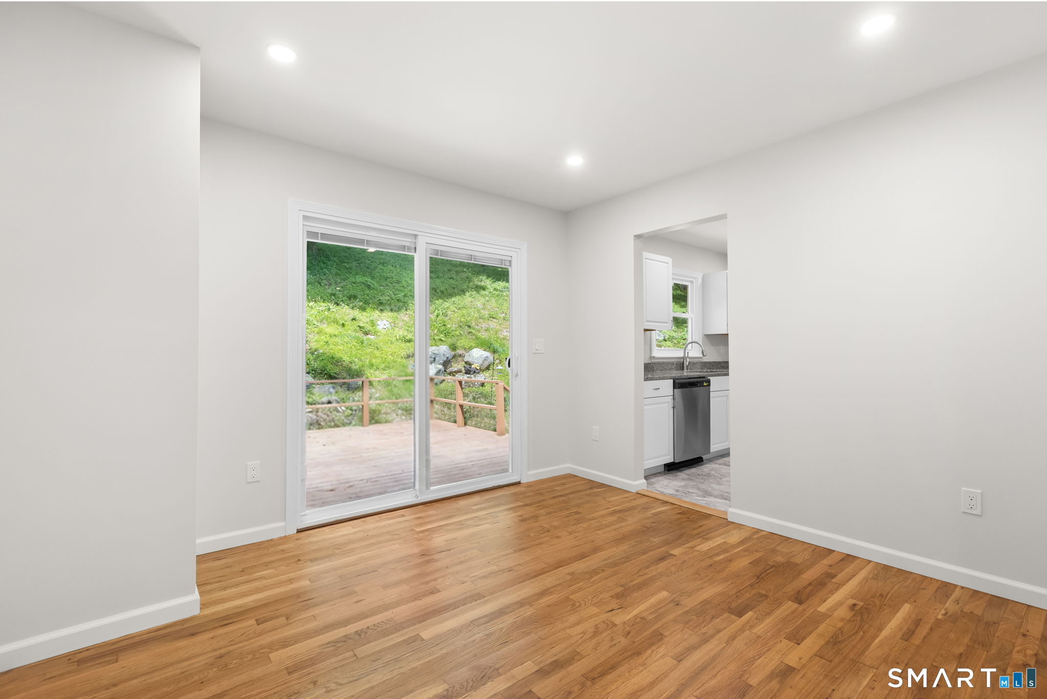 2 Oakwood Drive New Fairfield CT 06812