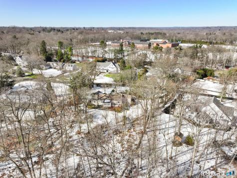 26 Holly Lane Darien CT 06820