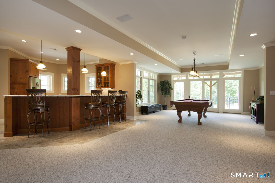 9 Nicolina Way Newtown CT 06470