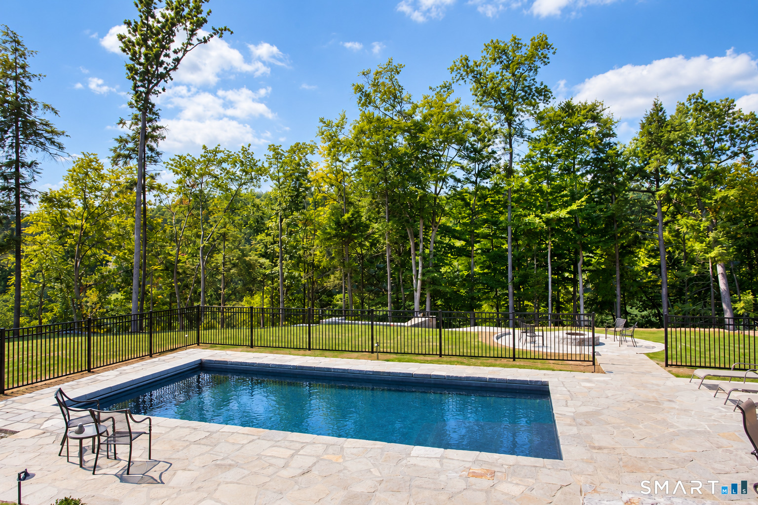 9 Nicolina Way Newtown CT 06470