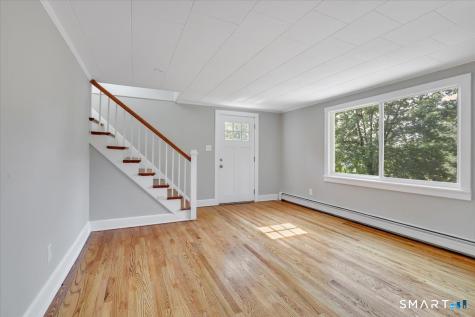 16 Strong Street Burlington CT 06013