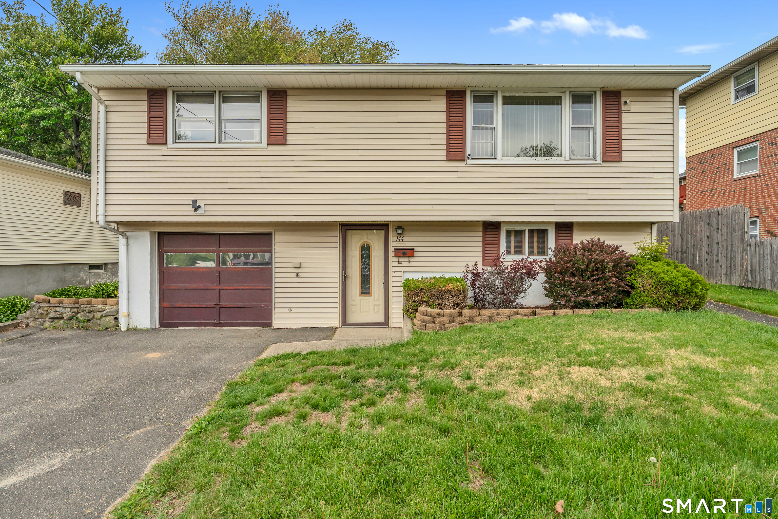 144 New Haven Avenue Waterbury CT 06708
