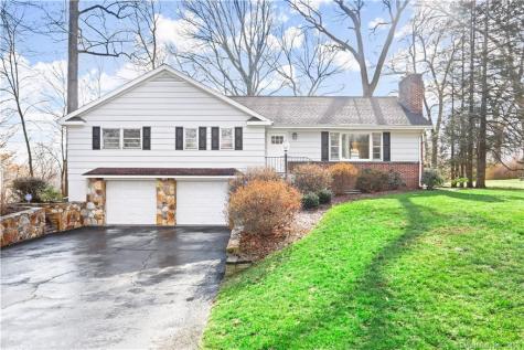 37 Greenleigh Road Fairfield CT 06825