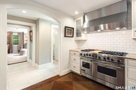 523 Brookside Road New Canaan CT 06840