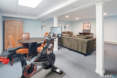 523 Brookside Road New Canaan CT 06840