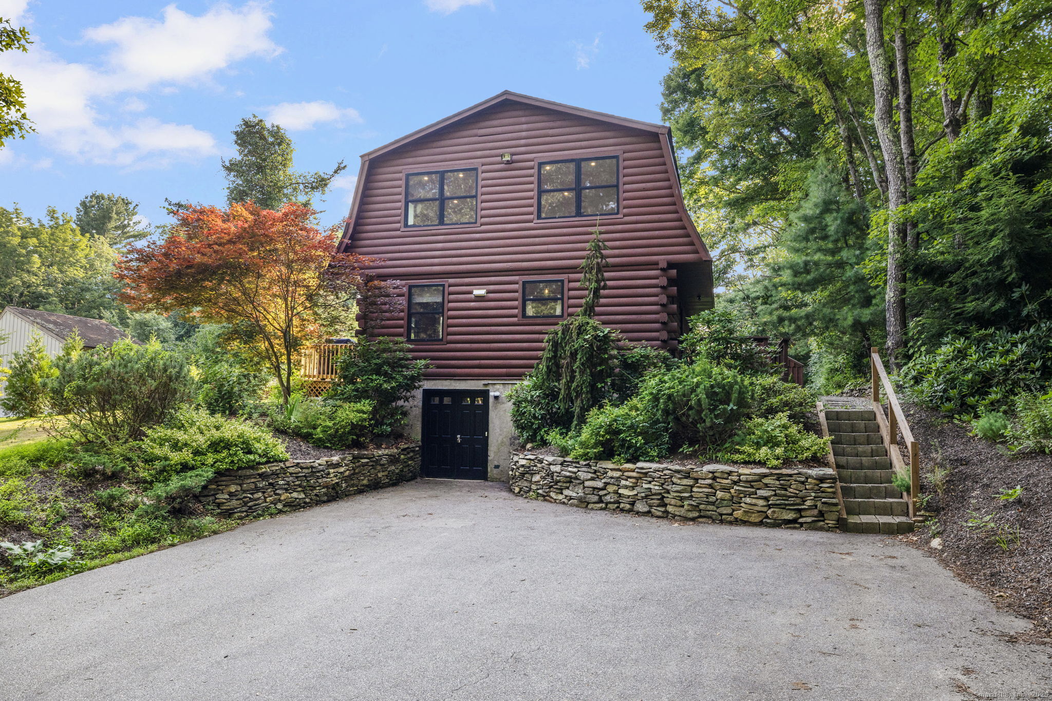 62 Crooked Trail Woodstock CT 06281