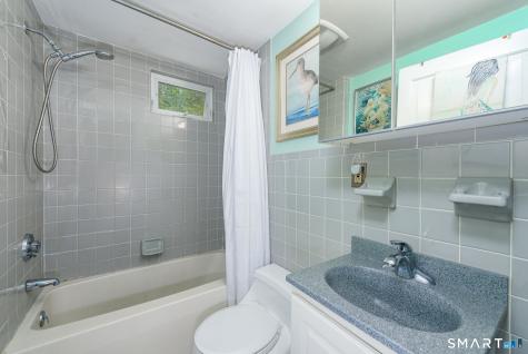 70 Browns Lane Old Lyme CT 06371