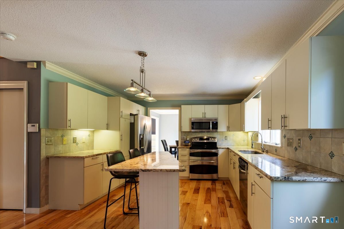 15 Spice Hill Drive East Hampton CT 06424