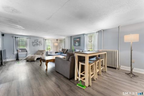 66 Hartford Road Simsbury CT 06070