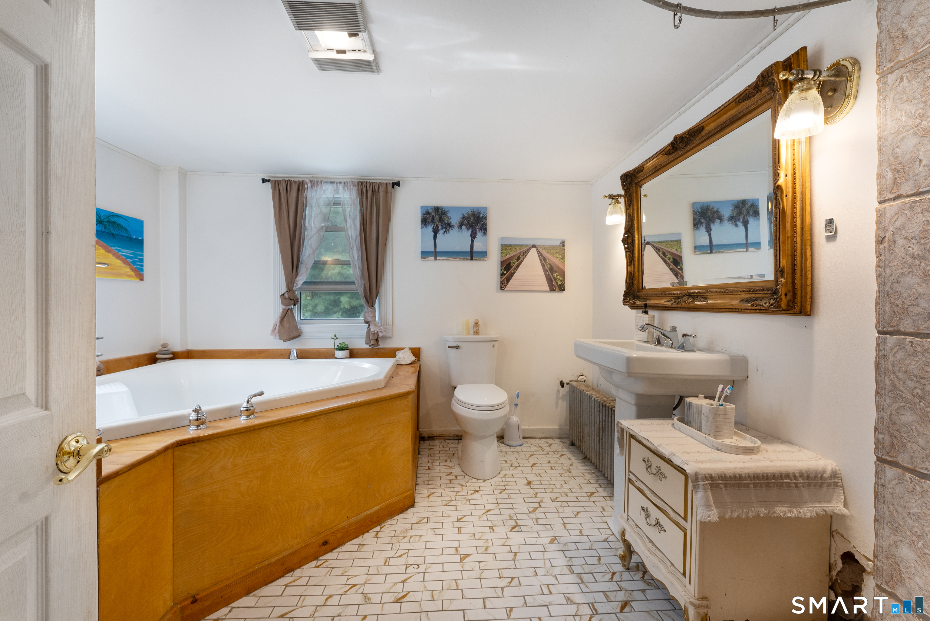 66 Hartford Road Simsbury CT 06070