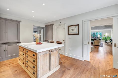 61 Clapboard Hill Road Westport CT 06880
