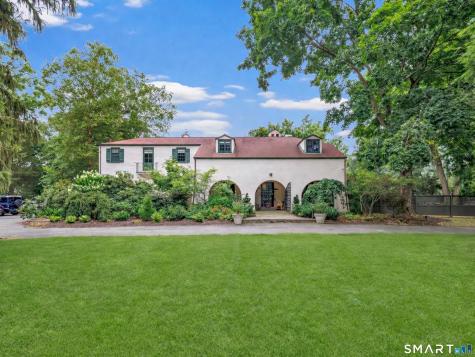 61 Clapboard Hill Road Westport CT 06880