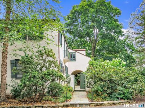 61 Clapboard Hill Road Westport CT 06880