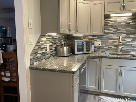 47 Annawon Avenue West Haven CT 06516