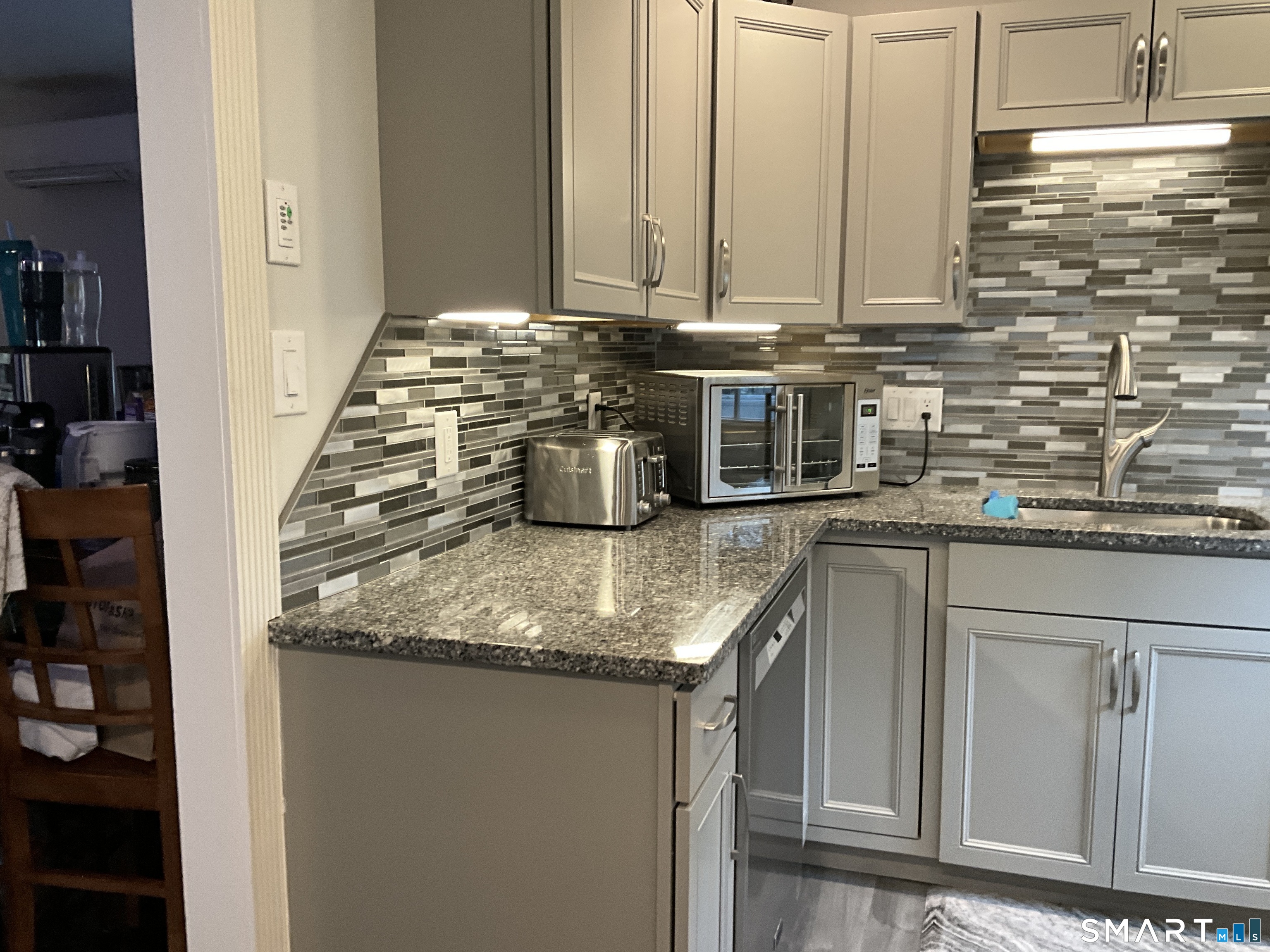 47 Annawon Avenue West Haven CT 06516