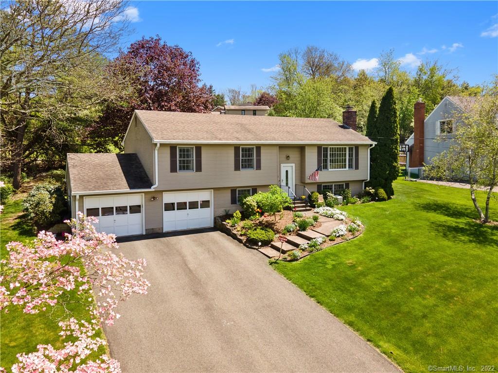 2 Dinatale Drive Wallingford CT 06492