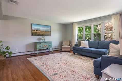 1399 Long Hill Road Guilford CT 06437