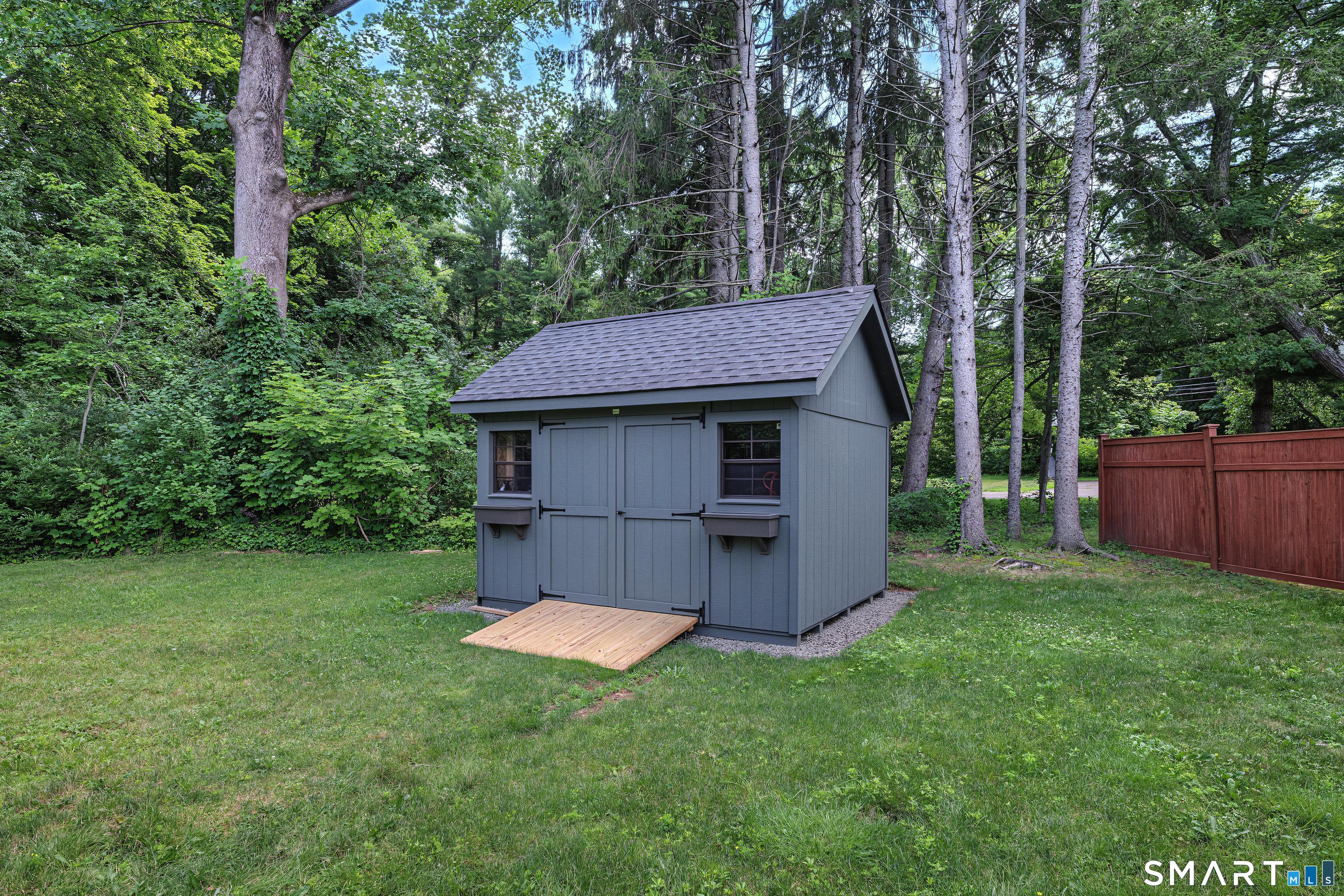 1399 Long Hill Road Guilford CT 06437