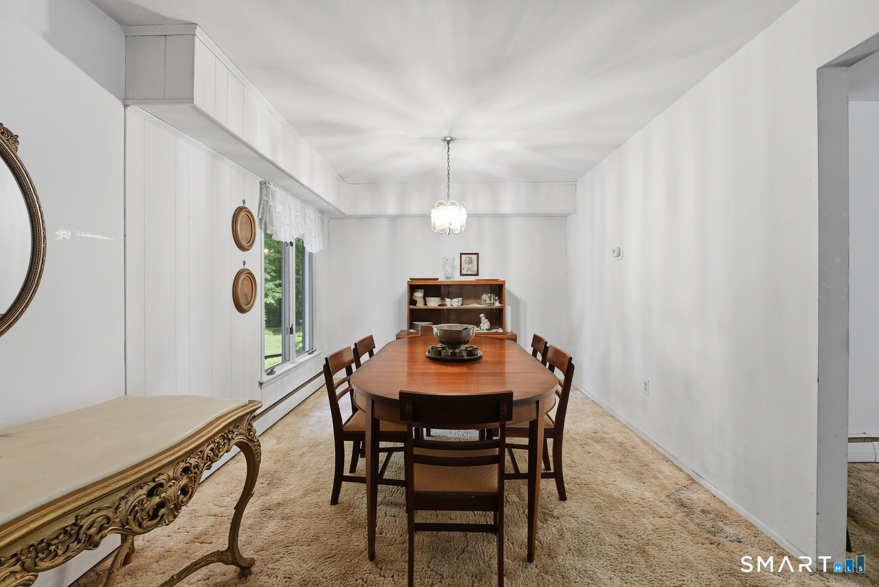 58 Wolfpits Road Bethel CT 06801
