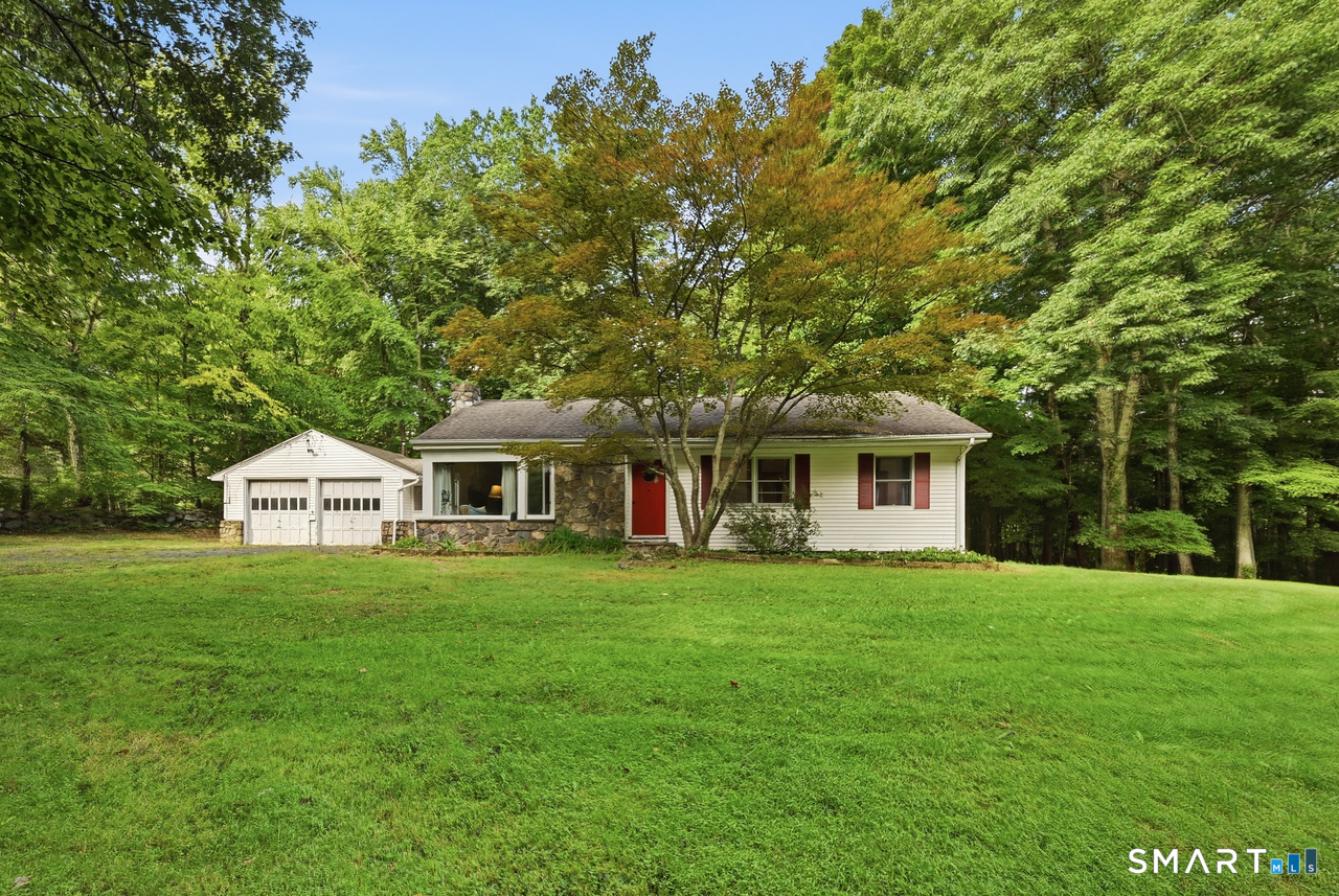 58 Wolfpits Road Bethel CT 06801