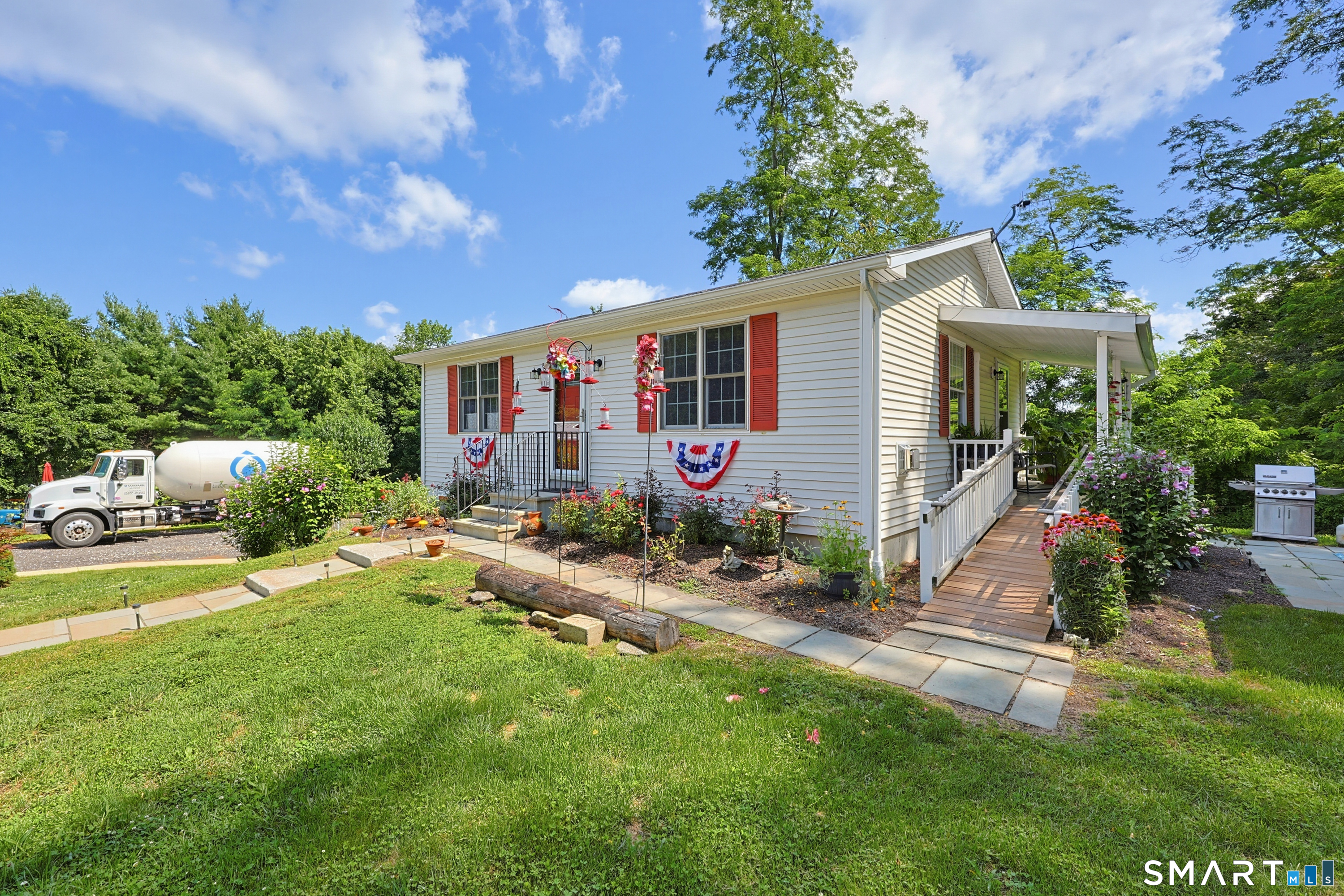 685 Route 32 Franklin CT 06254