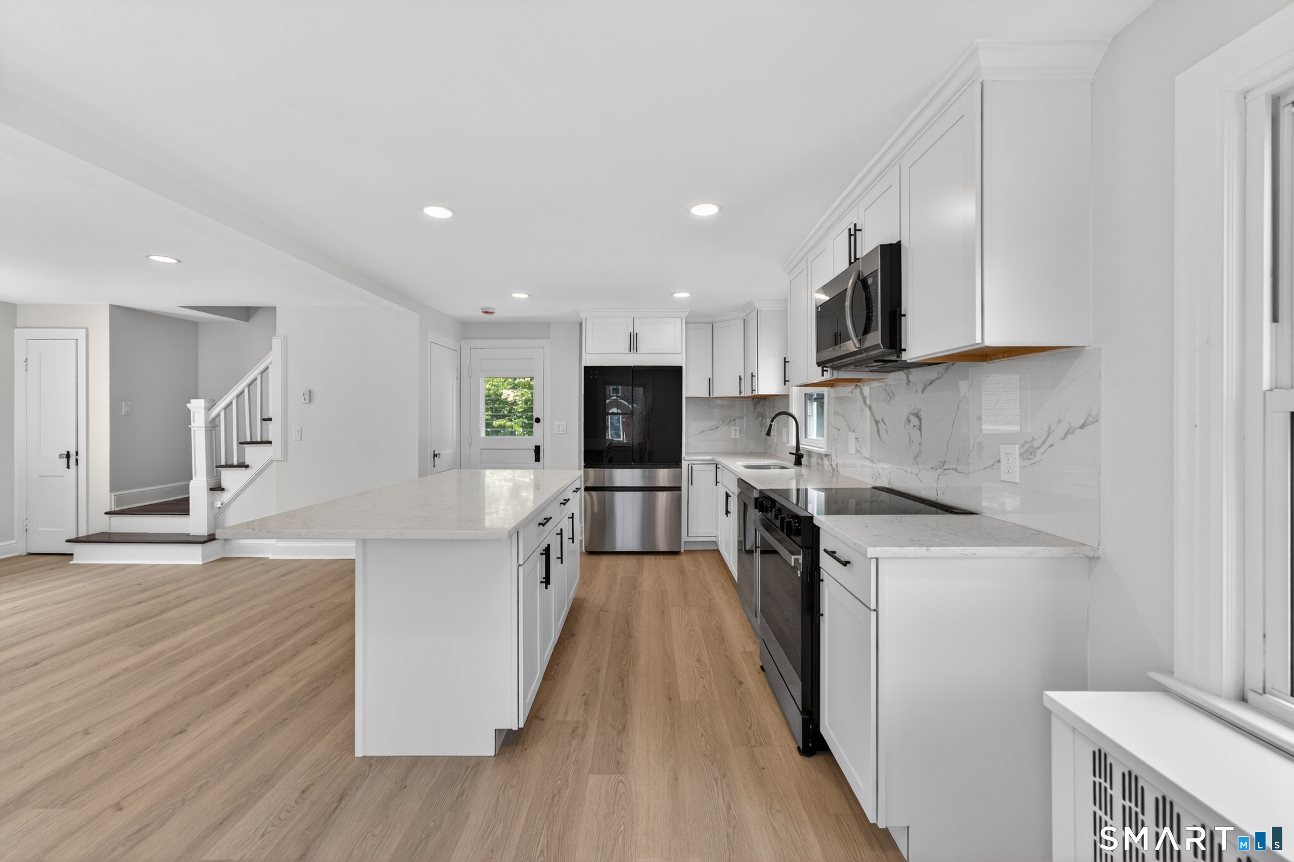 55 Woodlawn Road New London CT 06320
