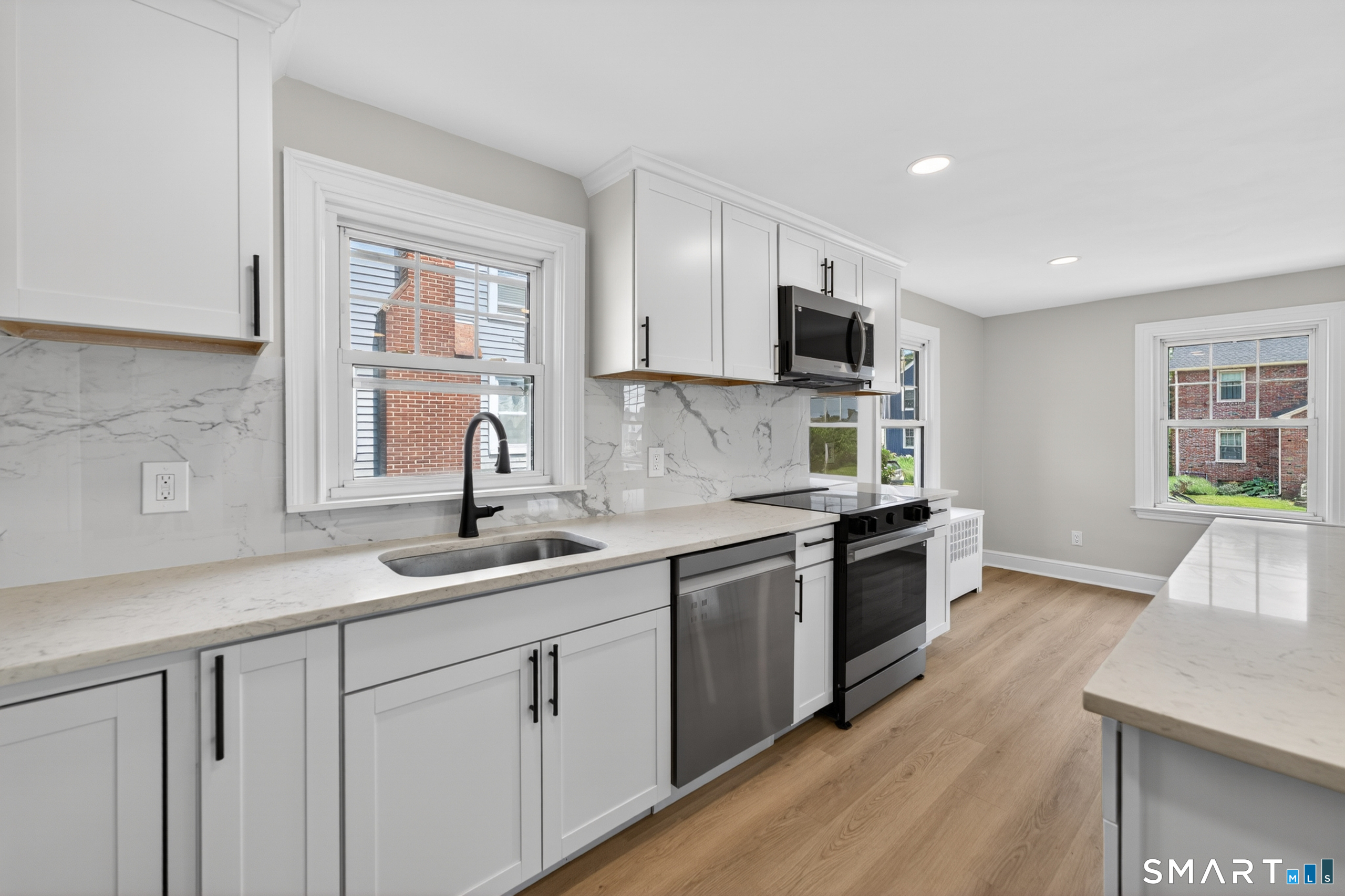 55 Woodlawn Road New London CT 06320