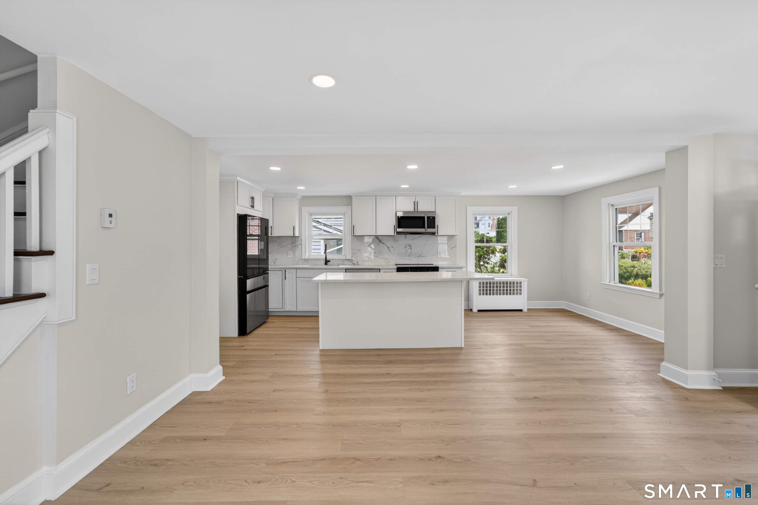 55 Woodlawn Road New London CT 06320