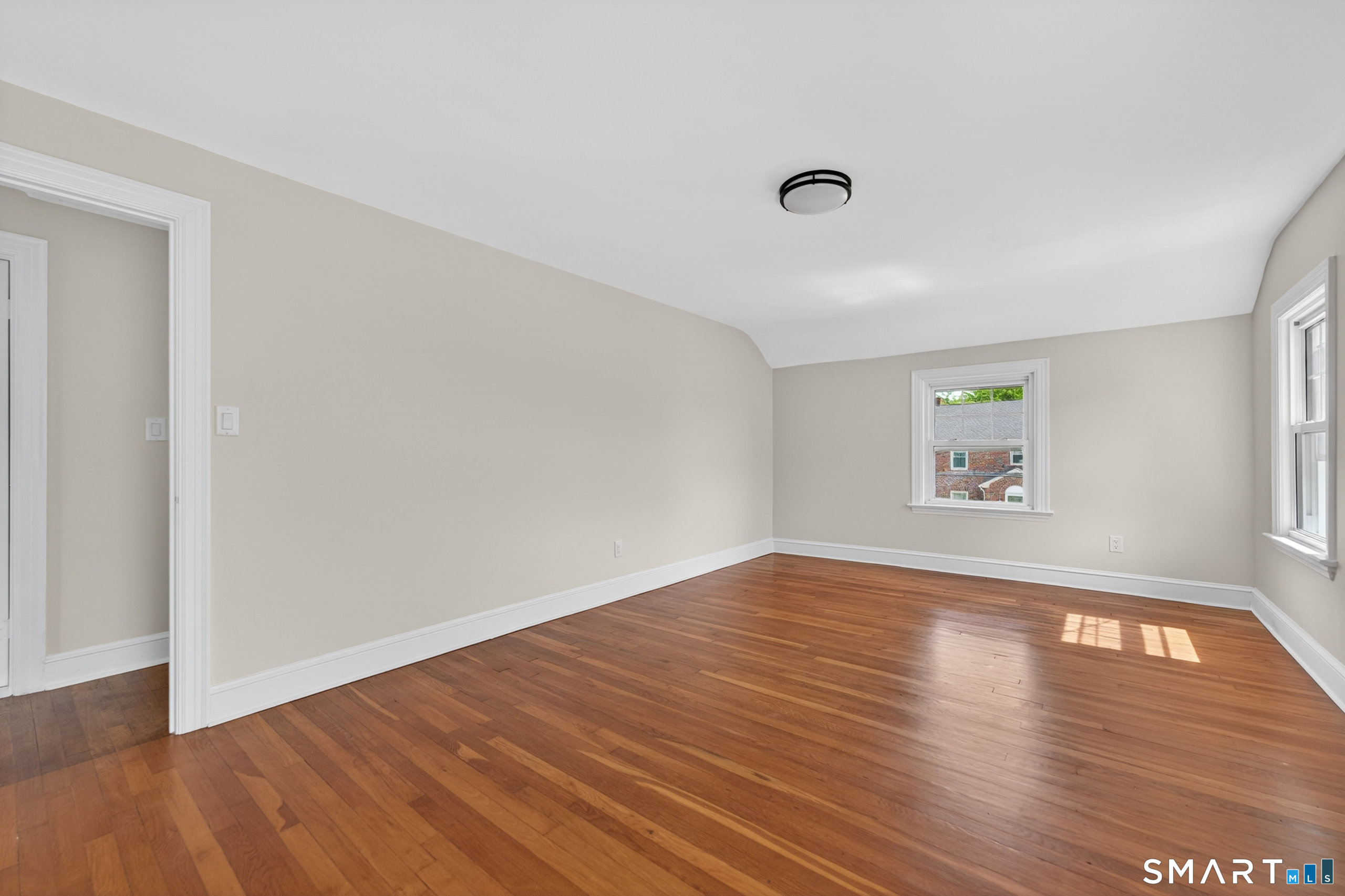 55 Woodlawn Road New London CT 06320
