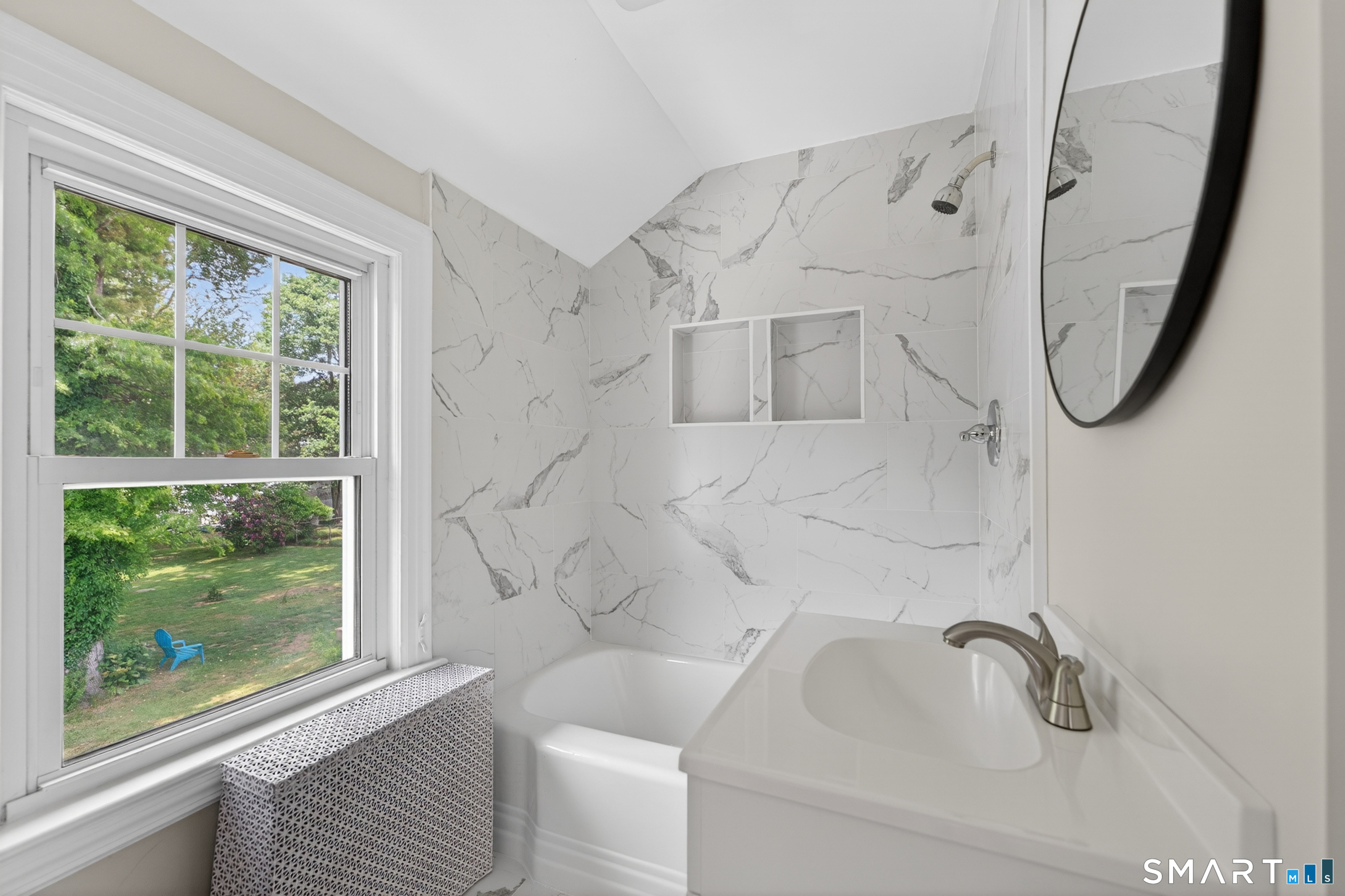 55 Woodlawn Road New London CT 06320