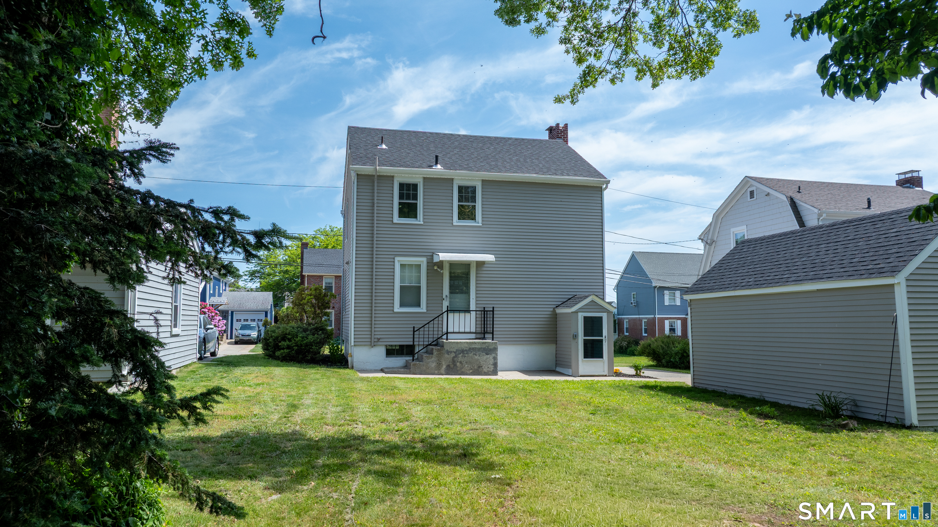 55 Woodlawn Road New London CT 06320