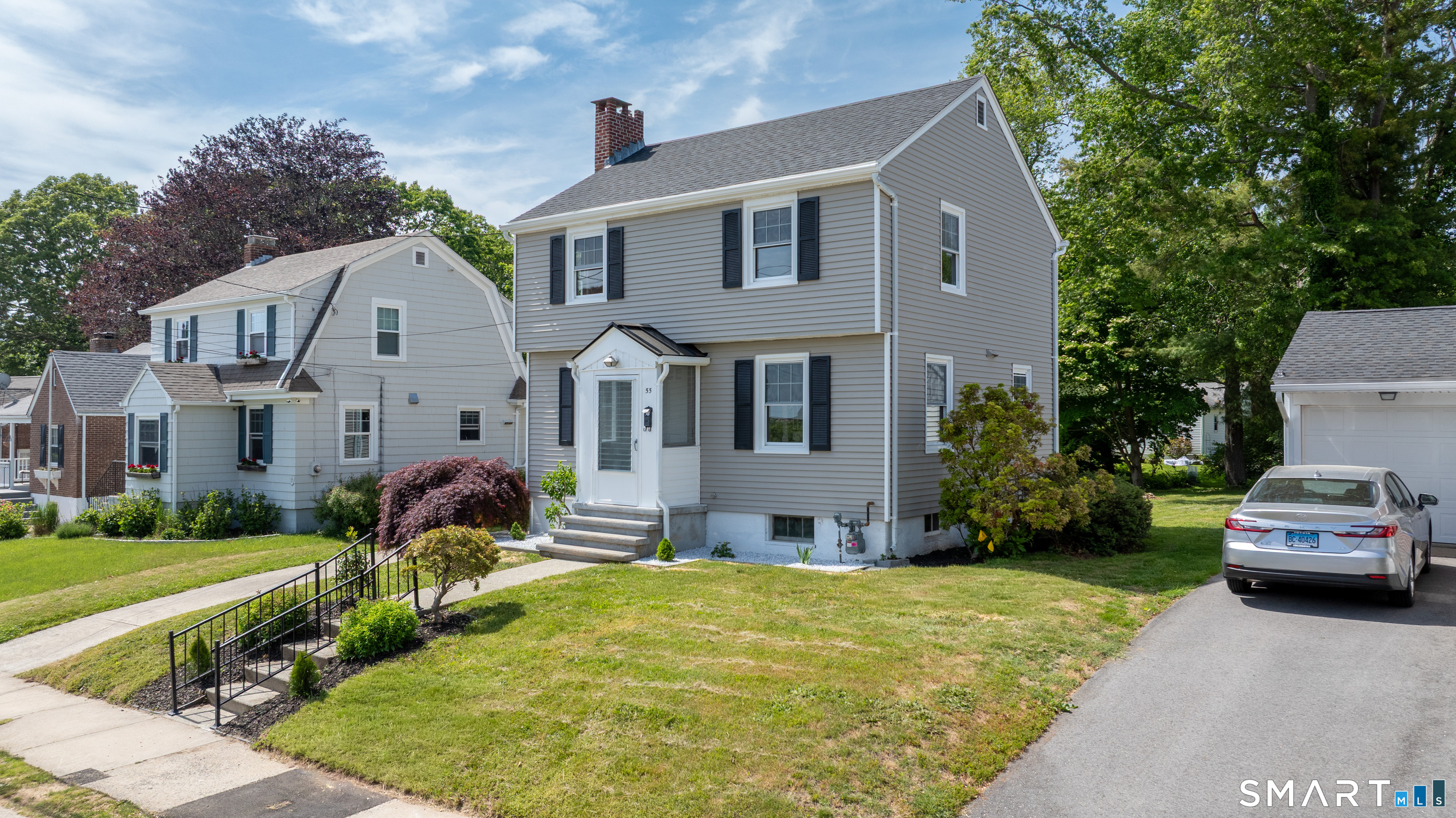 55 Woodlawn Road New London CT 06320