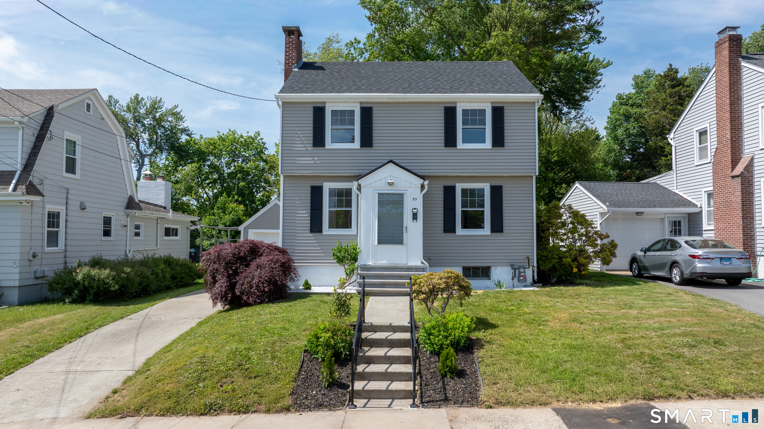 55 Woodlawn Road New London CT 06320
