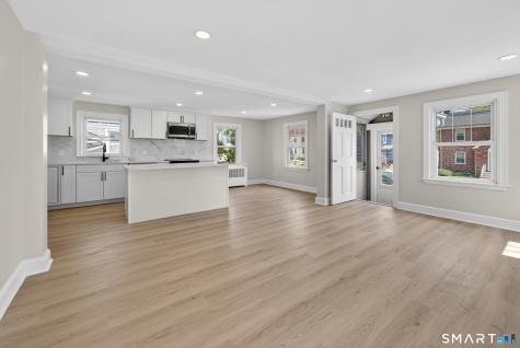 55 Woodlawn Road New London CT 06320