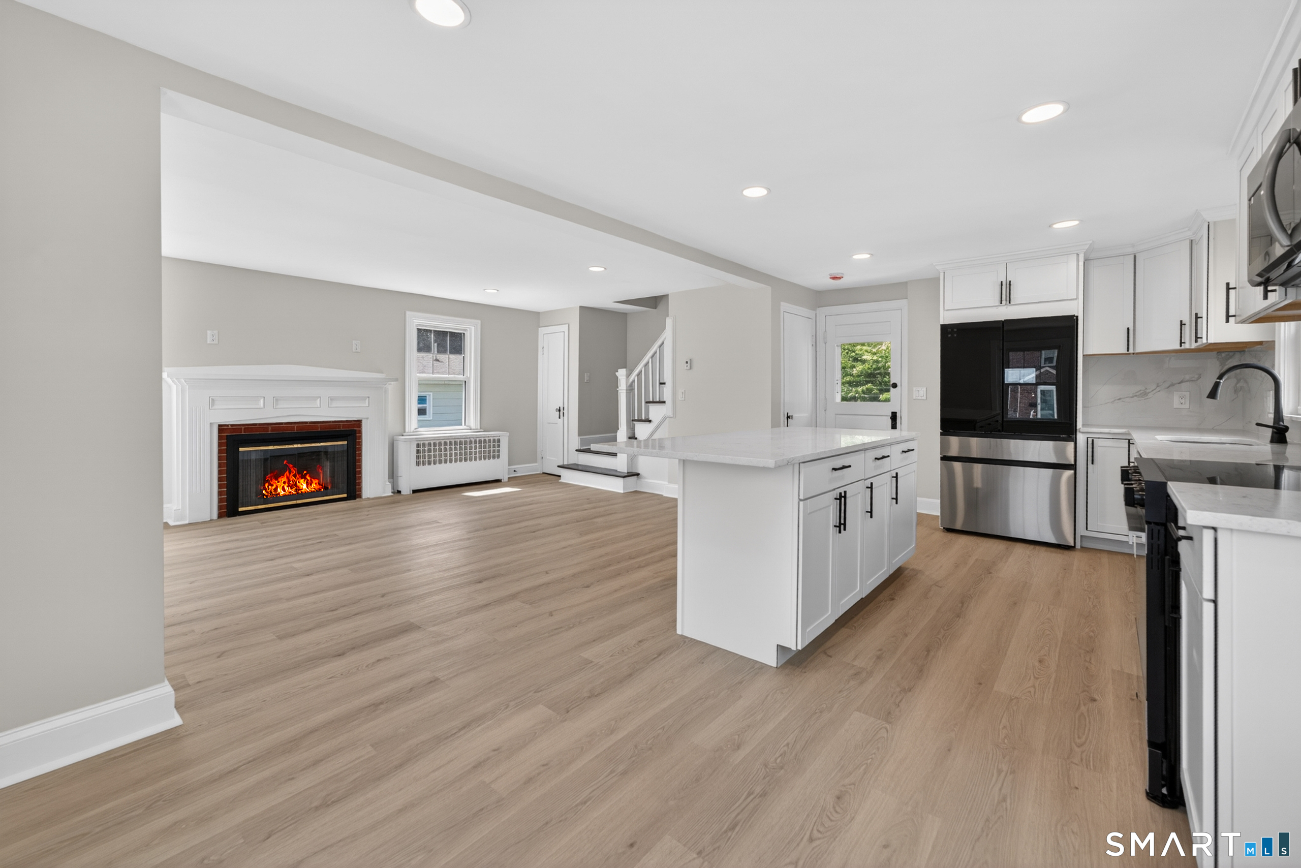 55 Woodlawn Road New London CT 06320