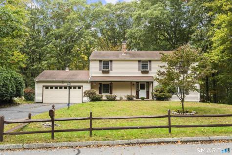 43 Robinhood Drive Ledyard CT 06335
