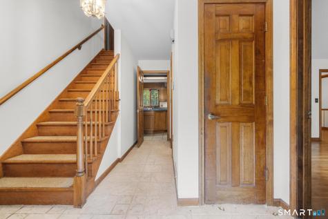 43 Robinhood Drive Ledyard CT 06335