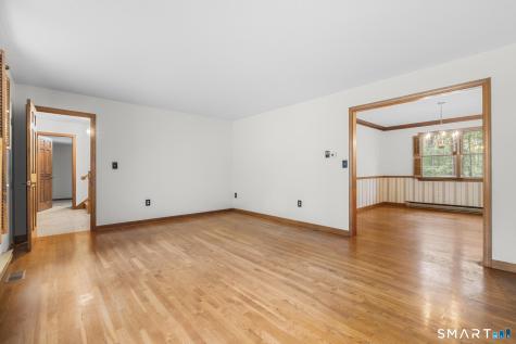 43 Robinhood Drive Ledyard CT 06335