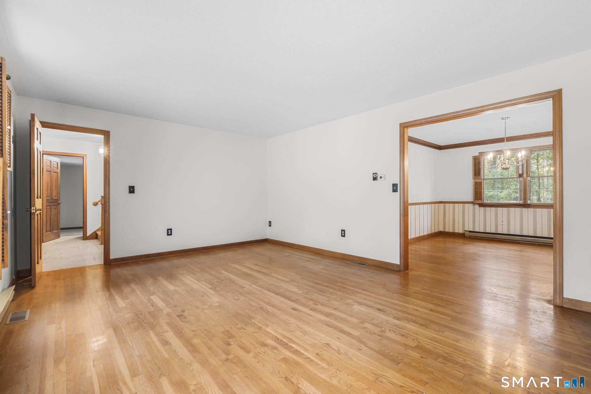43 Robinhood Drive Ledyard CT 06335