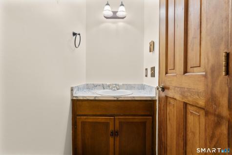 43 Robinhood Drive Ledyard CT 06335