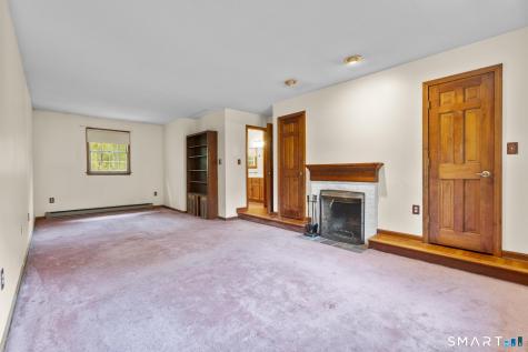 43 Robinhood Drive Ledyard CT 06335